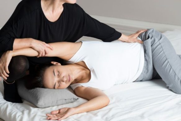 Massage shiatsu pour femme enceinte
